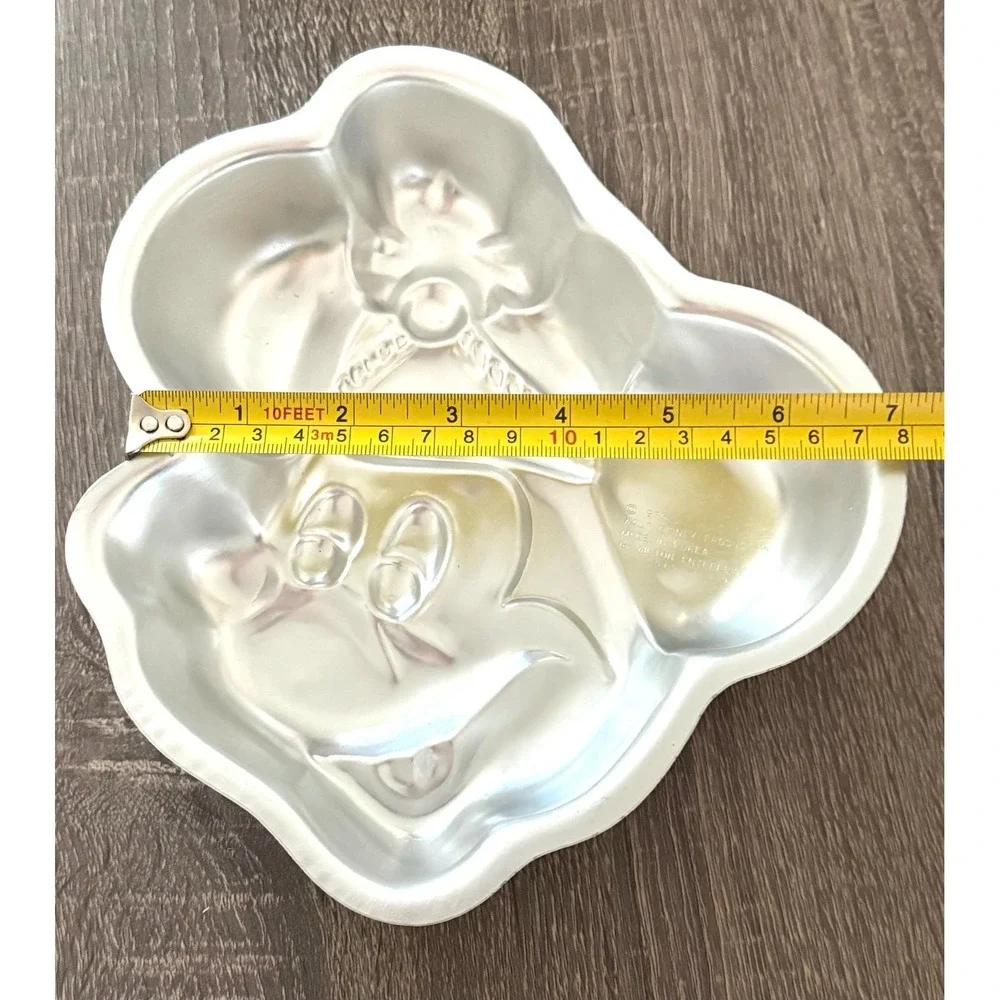 Wilton Mickey Mouse Cake Pan Vintage 1976 Disney Party Hat Mold 515-329